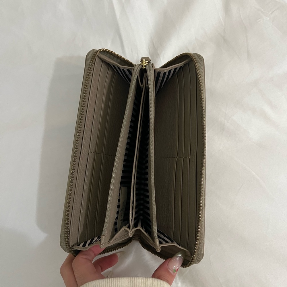 KATE SPADE WALLET - Picture 4 of 5